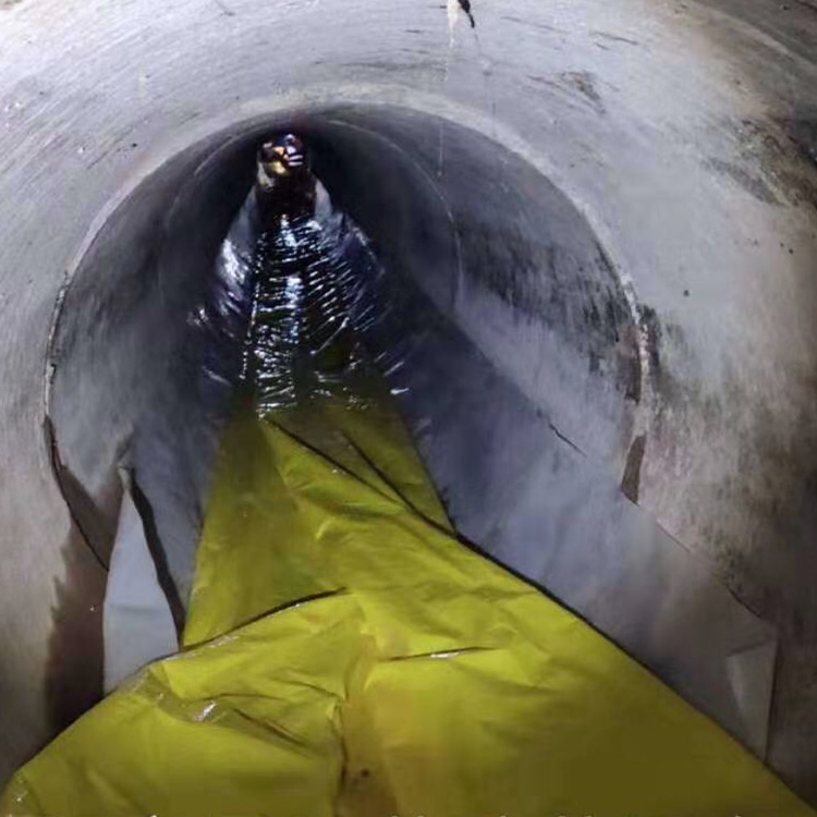 乌马河管道紫外光固化修复