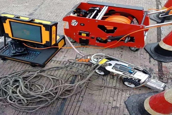 乌马河CCTV管道检测机器人